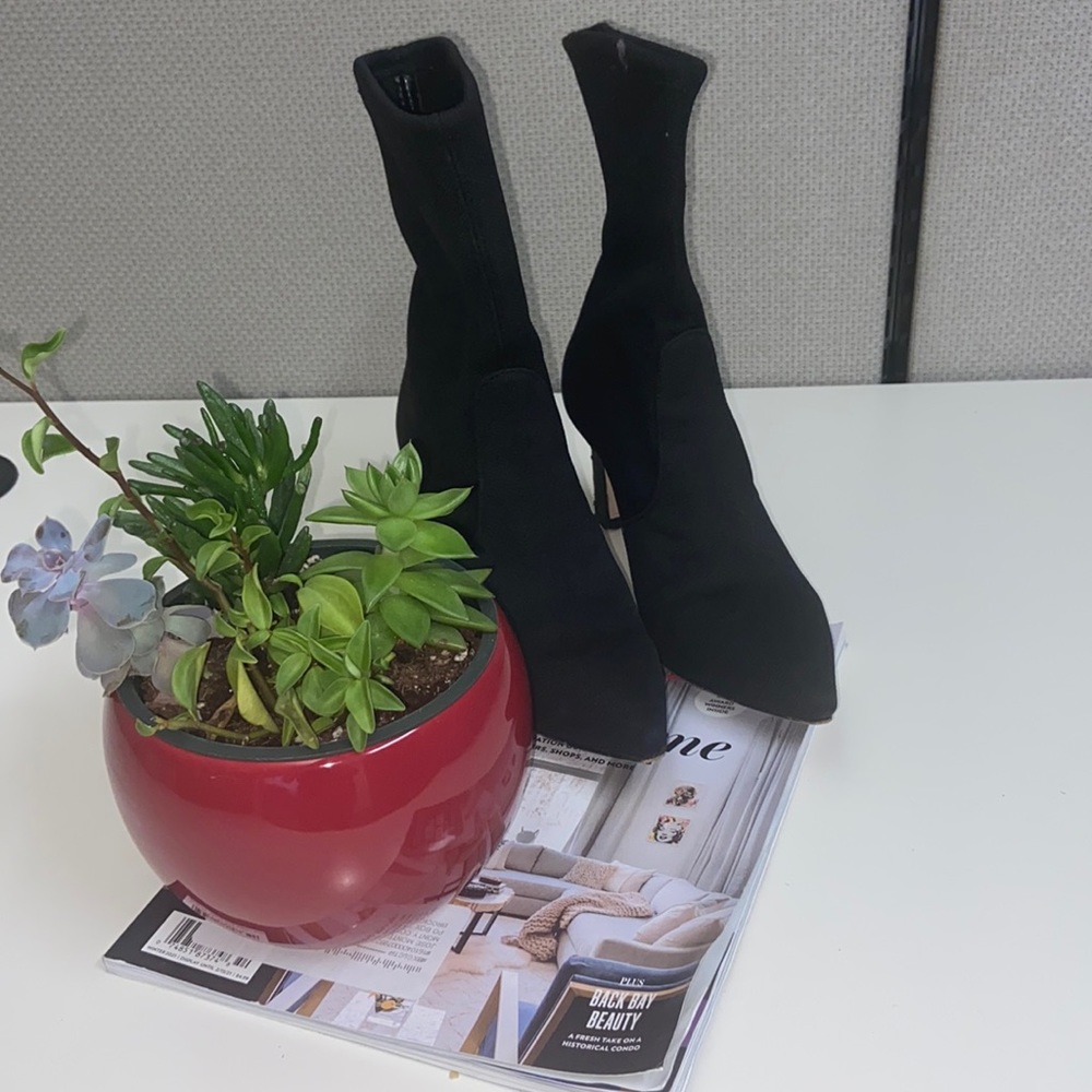 Stuart Weitzman Bootie - 6